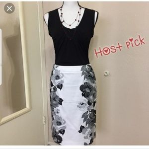 NWOT White APT.9 Skirt w/ Flower Detail